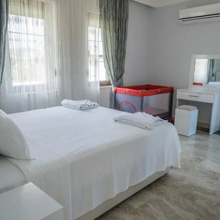 Sylvia Βίλα Dalyan